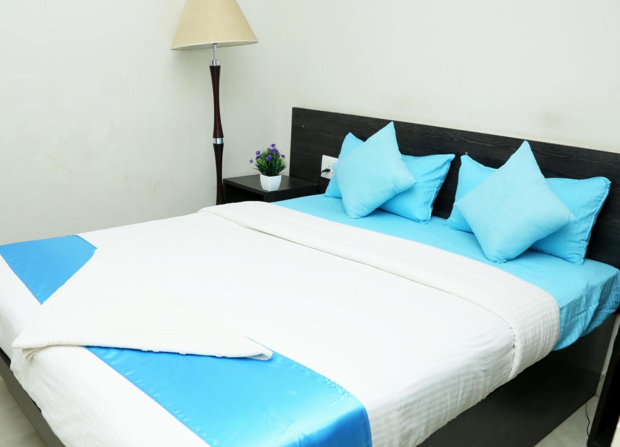 Orange Corner Hotel, Airport Pickup & Drop Available 24X7 Yelahanka Exteriér fotografie