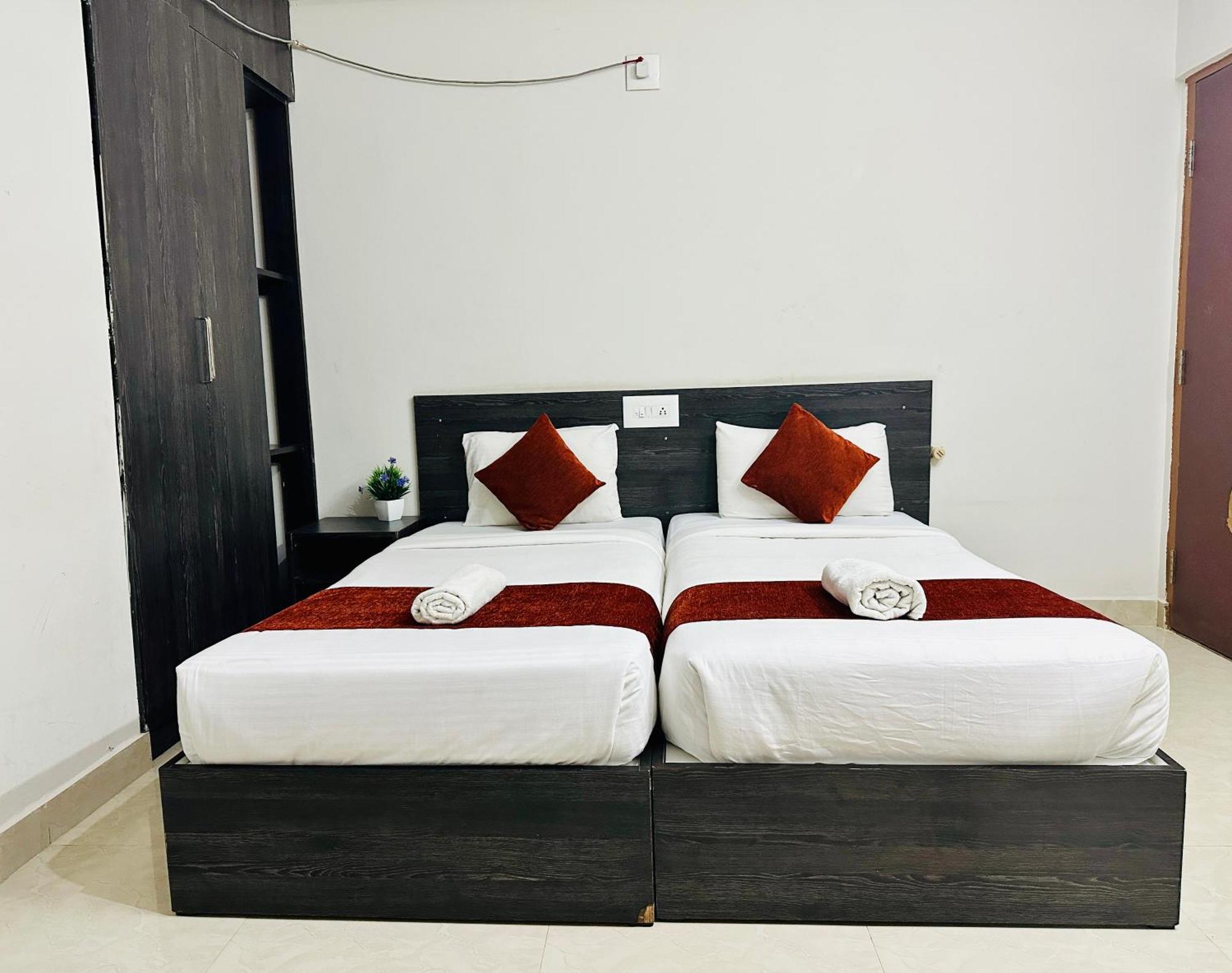 Orange Corner Hotel, Airport Pickup & Drop Available 24X7 Yelahanka Exteriér fotografie